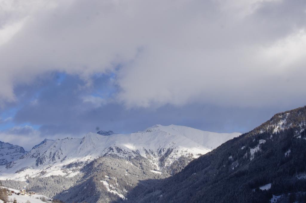 Appartamento Gaestehaus Alberta Navis Esterno foto